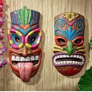 Hawaiian Isle Tiki Mask Wall Sculpture Plaques Set of Two Cast Stone Resin 16”